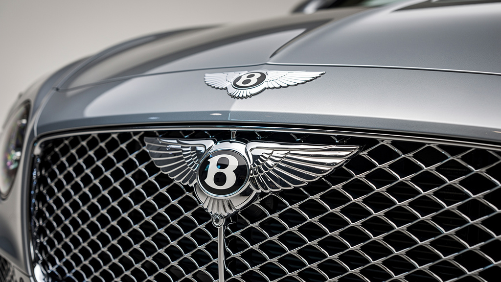Bentley святкує 80-річчя заводу в Крю унікальним кабріолетом Continental GTC